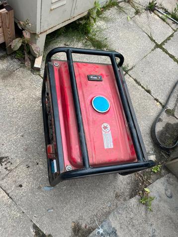 Aggregaat 230 en 380 volt  beschikbaar voor biedingen
