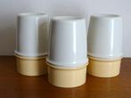 drie Vintage Tupperware eierdoppen met warmhouder, Ophalen of Verzenden, Gebruikt, Crème, Overige typen