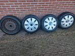 Ford Focus Winterbanden met Velgen en Wieldoppen, Gebruikt, 16 inch, Banden en Velgen, Personenwagen