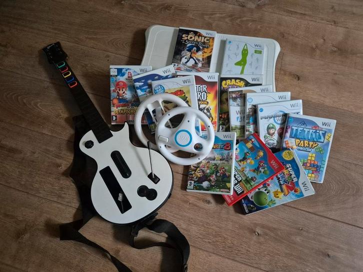 Wii Spellen Set: Gitaar, Board, Stuur, Spelcomputers en Games, Games | Nintendo Wii, Gebruikt, Overige genres, 3 spelers of meer
