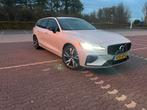 Volvo V60 T6 Recharge AWD R-Design 2021 340pk Panoramadak, Auto's, Automaat, Euro 5, 4 cilinders, 340 pk
