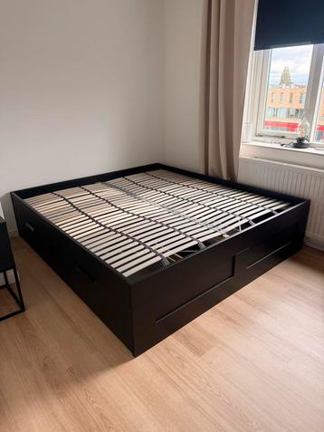 Brimnes bed 180x200 zwart - gebruikt beschikbaar voor biedingen