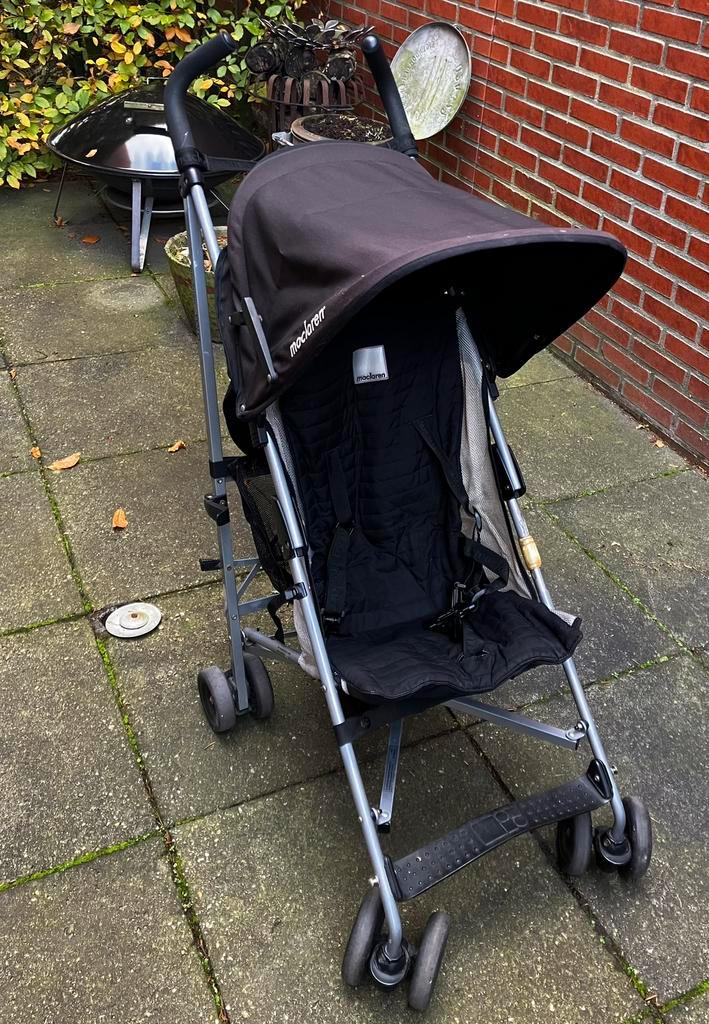 Maclaren buggy met twee voetenzakken, Kinderen en Baby's, Buggy's, Gebruikt, Maclaren, Regenhoes, Verstelbare rugleuning, Voetenzak