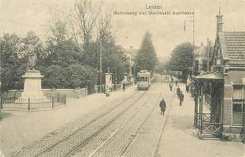 (304-208-017) Leiden Stationsweg met Standbeeld Boerhaave beschikbaar voor biedingen