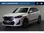 BMW iX1 eDrive20 High Executive M Sport / Panoramadak / Spor, Zwart, Wit, Nieuw, SUV of Terreinwagen
