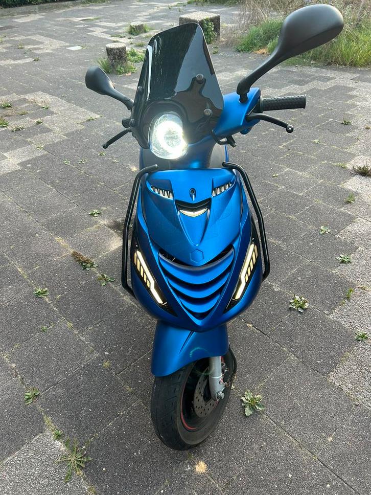 Piaggio zip 2020, Fietsen en Brommers, Scooters | Piaggio, Zo goed als nieuw, Zip, Maximaal 45 km/u, Benzine, Ophalen of Verzenden