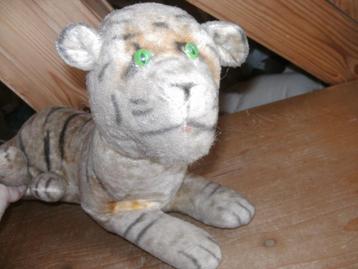 shabby Esso tijger retro jaren 70 gevuld met stro beschikbaar voor biedingen