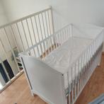 Ikea SMÅGÖRA Baby crib with mattress, Kinderen en Baby's, 70 tot 85 cm, Ophalen of Verzenden, Zo goed als nieuw, Matras