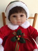🎄Schattig Silicone vinyl BABY DOLL, Levensecht meisje., Verzamelen, Poppen, Ophalen of Verzenden, Zo goed als nieuw, Pop, Levensecht of Reborn