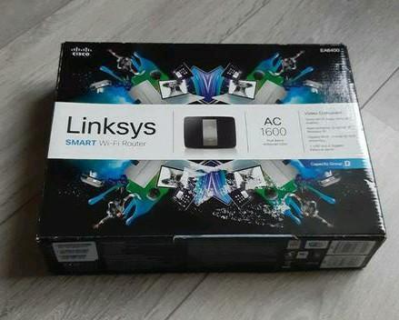 Linksys EA6400, Computers en Software, Netwerk switches, Zo goed als nieuw, Ophalen of Verzenden