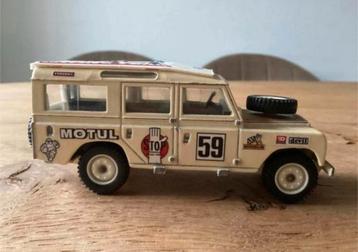Land Rover 109 Nr.59 “Motul” van Solido beschikbaar voor biedingen