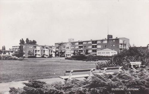 16633 Schutse Bussum mooie kaart 1969, Verzamelen, Ansichtkaarten | Nederland, Ongelopen, Noord-Holland, 1960 tot 1980, Verzenden