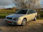 Volvo V40 2.0 2004., Auto's, Voorwielaandrijving, 136 pk, 4 cilinders, Leder en Stof