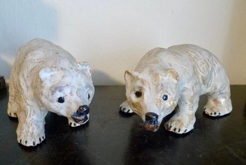 2 ijsberen terracotta glazuur gesigneerd, Antiek en Kunst, Kunst | Beelden en Houtsnijwerken, Verzenden