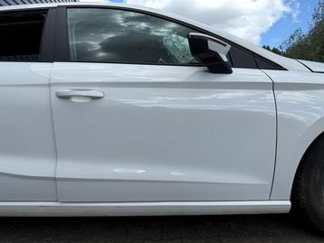 Portier 4Deurs rechts-voor van een Seat Ibiza (LB9A) beschikbaar voor biedingen