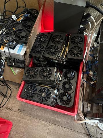 Ex mining apparatuur, voedingen, moederborden met CPU en RAM beschikbaar voor biedingen