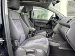 Volkswagen Touran 1.4 TSI Highline Panorama Navi Xenon Camer, Euro 5, 15 km/l, Zwart, 4 cilinders