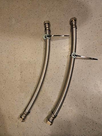2 stuks RVS Waterslang Flexibel 50cm 3/8" NIEUW beschikbaar voor biedingen