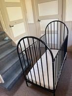 Ledikantje metaal, Kinderen en Baby's, Babywiegjes en Ledikanten, Ophalen, Gebruikt, Ledikant