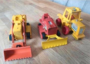 Super Bulldozer nr. K-23, de Caterpiller Traxcavator nr.K-8 beschikbaar voor biedingen