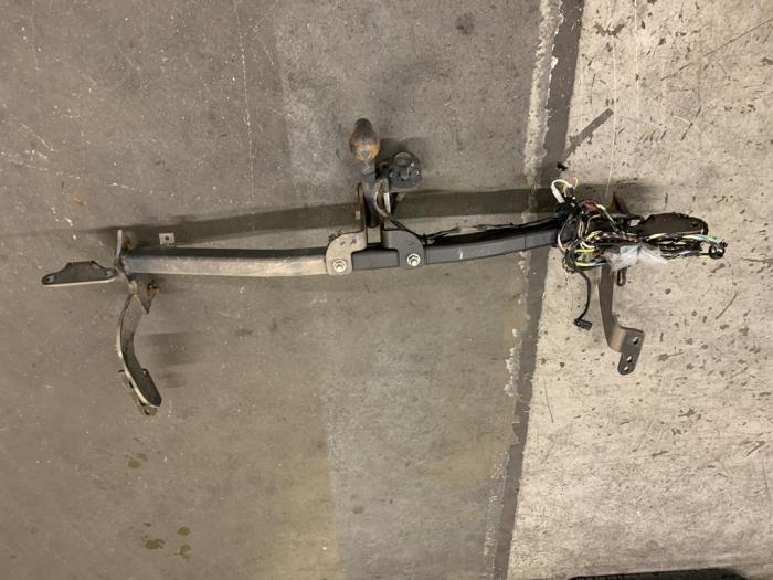 Trekhaak van een Citroen C4 Picasso, Auto-onderdelen, Ophanging en Onderstel, Citroën, Gebruikt, 3 maanden garantie, Ophalen of Verzenden