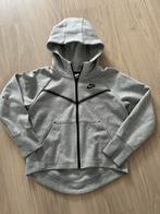 Nike tech vest, maat 137-146 cm, Ophalen of Verzenden, Zo goed als nieuw, Jongen of Meisje, Trui of Vest