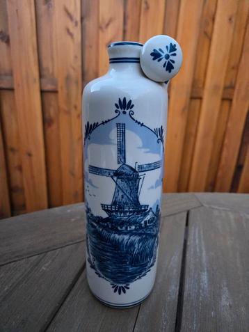 Delfts Blauw Bols Jeneverfles beschikbaar voor biedingen