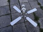 Plafond ventilator. 108 cm x 35 cm hoog. Lampkapje ontbreekt, Ophalen of Verzenden, Gebruikt, Plafondventilator
