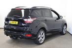 Ford Kuga 1.5 EcoBoost ST Line Pano|Winterpakket|Trekhaak, Euro 6, 4 cilinders, Zwart, Bedrijf