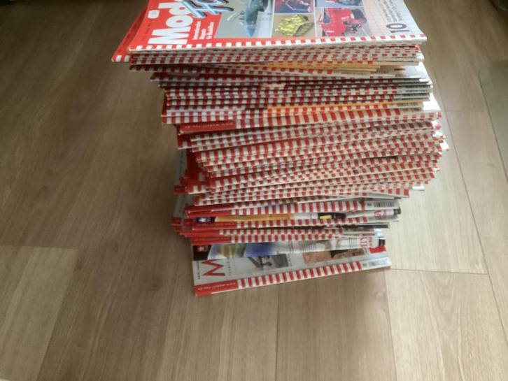 100 oude tijdschriften ‘ modellfan’, Hobby en Vrije tijd, Modelbouw | Vliegtuigen en Helikopters, Zo goed als nieuw, 1:72 tot 1:144