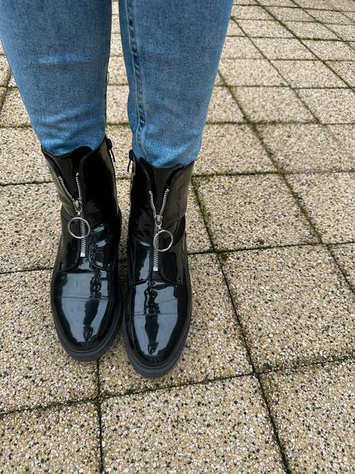 Zwarte laklaarzen, Kleding | Dames, Schoenen, Gedragen, Zwart, Ophalen of Verzenden