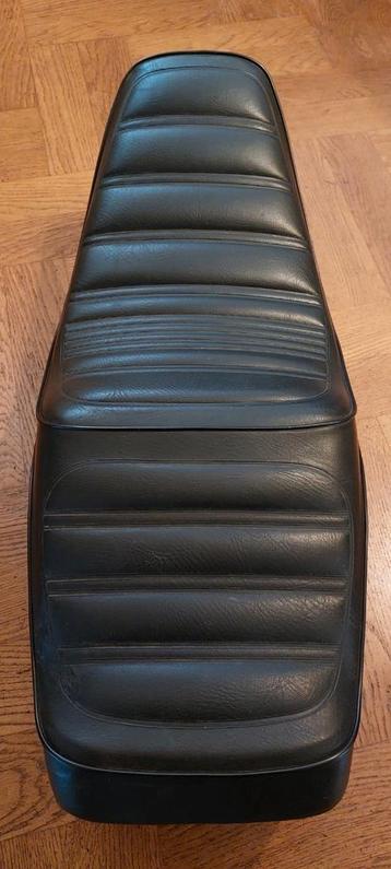 Yamaha RX80/50SE zadel ,RD50 , DT50  beschikbaar voor biedingen