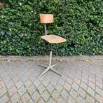 Vintage Lerarenstoel / Werkplaatsstoel, Antiek en Kunst, Ophalen
