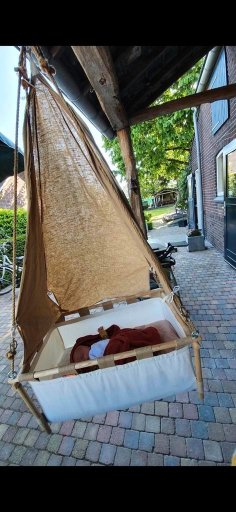 Hangwieg voor baby's, Kinderen en Baby's, Babywiegjes en Ledikanten, Zo goed als nieuw, Wieg, Ophalen