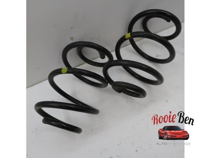 Schroefveer achter van een Renault Twingo, Auto-onderdelen, Ophanging en Onderstel, Renault, Gebruikt, 3 maanden garantie, Ophalen of Verzenden