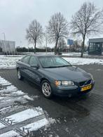 Volvo S60 2.4 140PK Bi-fuel 2004 Grijs, Auto's, Volvo, Voorwielaandrijving, Beige, Origineel Nederlands, Particulier