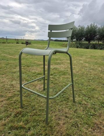 Tuinmeubilair  beschikbaar voor biedingen