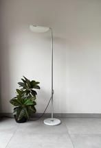 Vintage Mezzaluna Vloerlamp Bruno Gecchelin Skipper & Pollux, Zo goed als nieuw, Ophalen, Space Age, 150 tot 200 cm