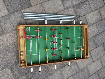 Voetbaltafel gratis beschikbaar voor biedingen