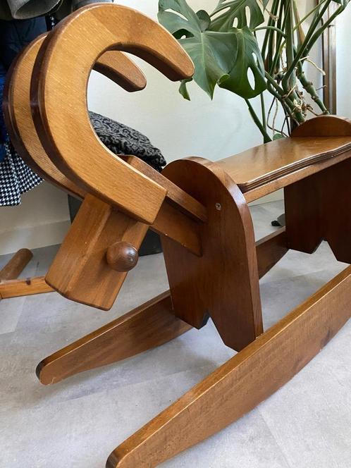 Houten vintage hobbelpaard, Huis en Inrichting, Woonaccessoires | Overige, Zo goed als nieuw, Ophalen