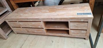 Teakhout met White wash dressoir/tv meubel  beschikbaar voor biedingen