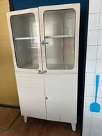 Vintage medicijn kast/ ijzeren apothekerskast, Verzenden, Zo goed als nieuw, 25 tot 50 cm