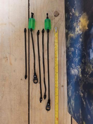 2x Nash hangers beschikbaar voor biedingen