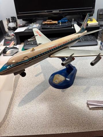 KLM DC-8 beschikbaar voor biedingen