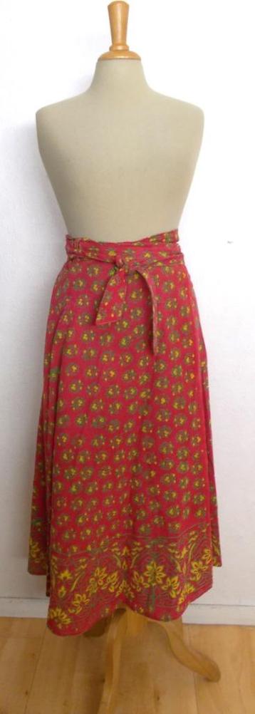 Batik rood/roze achtige print wikkel rok! 38 beschikbaar voor biedingen