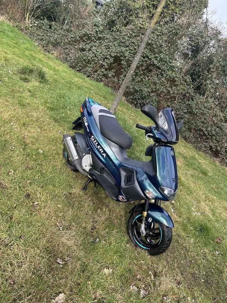 Gilera runner 180cc nederlands kenteken, Fietsen en Brommers, Scooters | Piaggio, Ophalen of Verzenden
