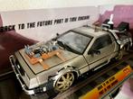 DeLorean DMC-12 Back to the Future 3 op rails 1:18 Sun Star, Nieuw, Sun Star, Ophalen of Verzenden, Auto