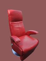 Als nieuw: warm rode leren relaxstoel, Ophalen, Minder dan 75 cm, Zo goed als nieuw, Metaal