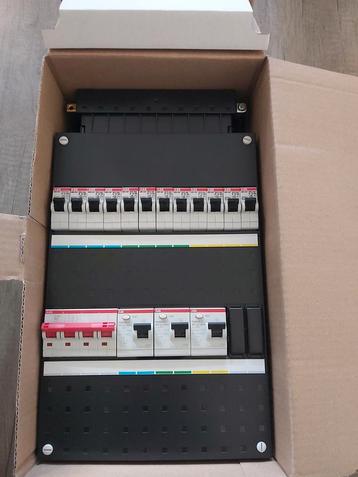 Nieuwe abb busboard groepenkast 3 fase  beschikbaar voor biedingen