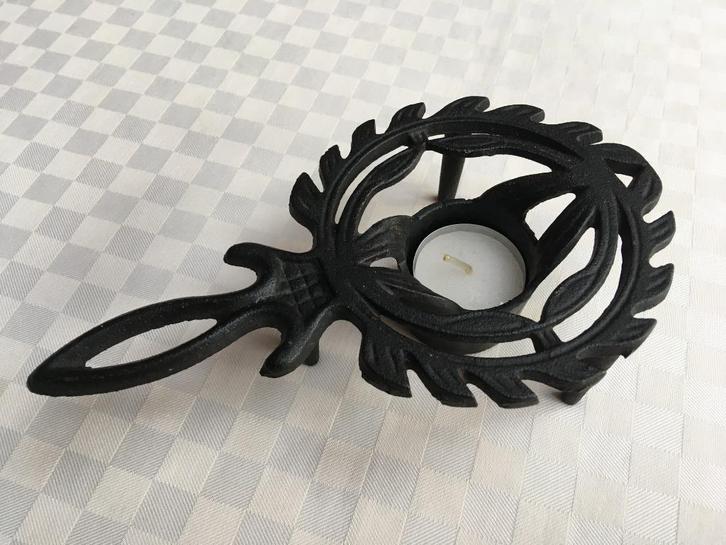 Gaaf, brocante gietijzeren rechaud (zwart, made in Japan), Huis en Inrichting, Keuken | Keukenbenodigdheden, Zo goed als nieuw